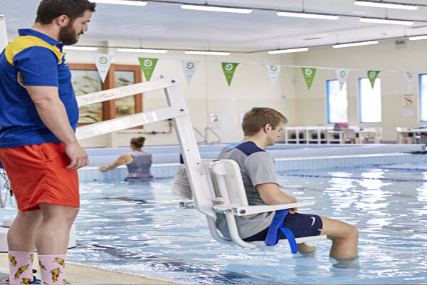 بهترین فیزیوتراپی در اصفهان دکتر قولنج